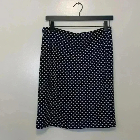 Laura Petite white polkadots on black, lined polyester skirt - Picture 3 of 3
